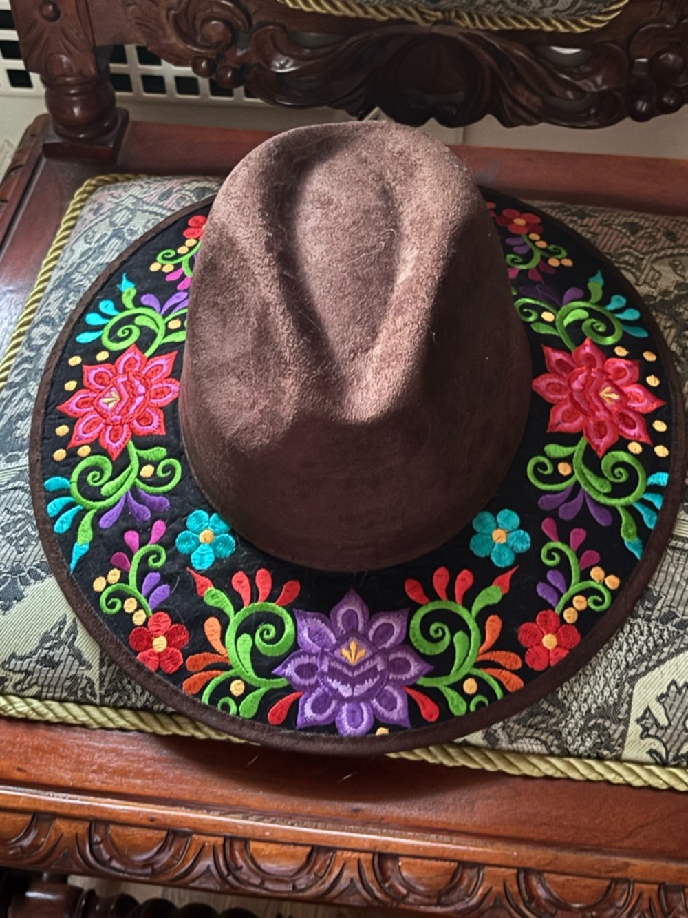 Brown Embroidered Wide-Brim Fedora Hat with Multicolor Floral Detail